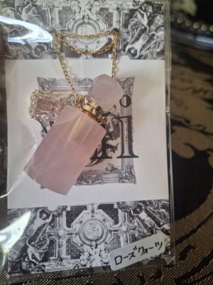 Imperial Parfumer pendant Rose quartz