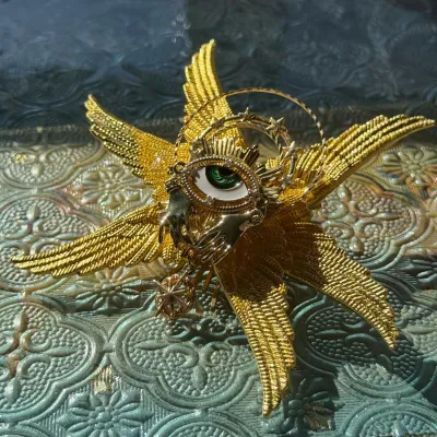 Starry Student Type Seraphim brooch