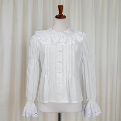 Round Collar Frill blouse off white