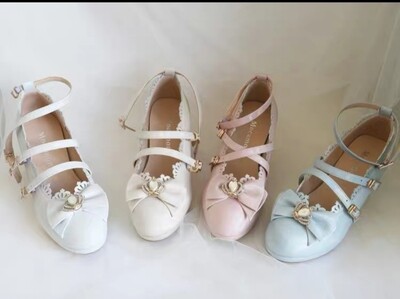 Crown shoes