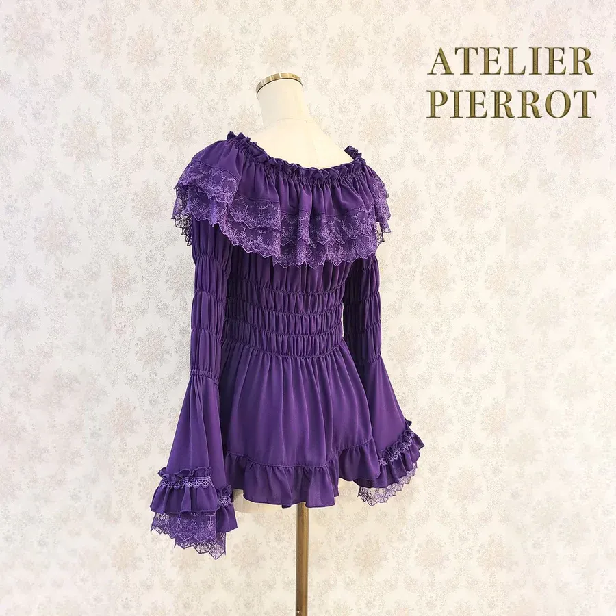 ATELIER PIERROT Lace shirring princess sleeve blouse