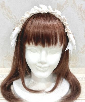 Embroidery headdress white