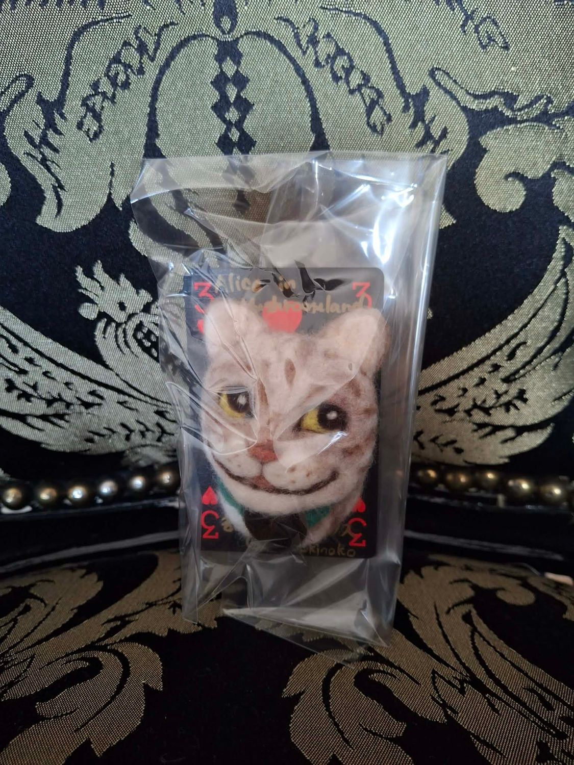 Cat Face Brooch
