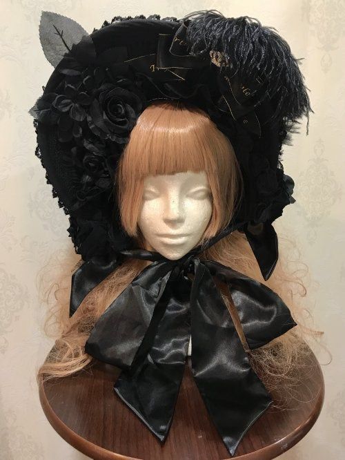 Half bonnet black