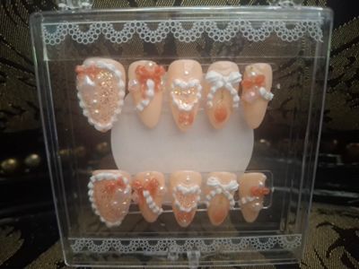 Sweet chantilly nails