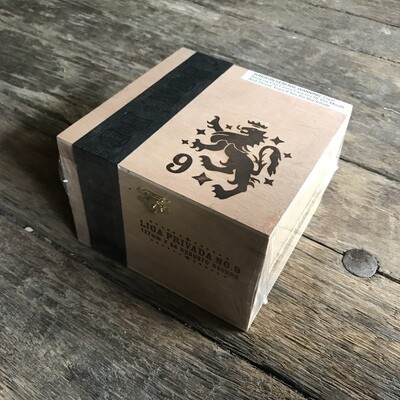 Liga Privada No. 9 5X54 LP9 Robusto, 24&#39;s DDRP