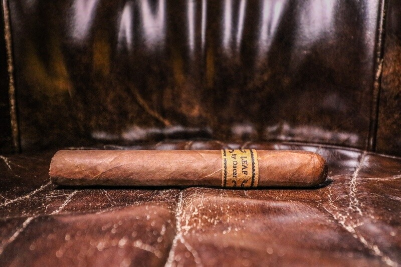 LEAF by Oscar Corojo Toro