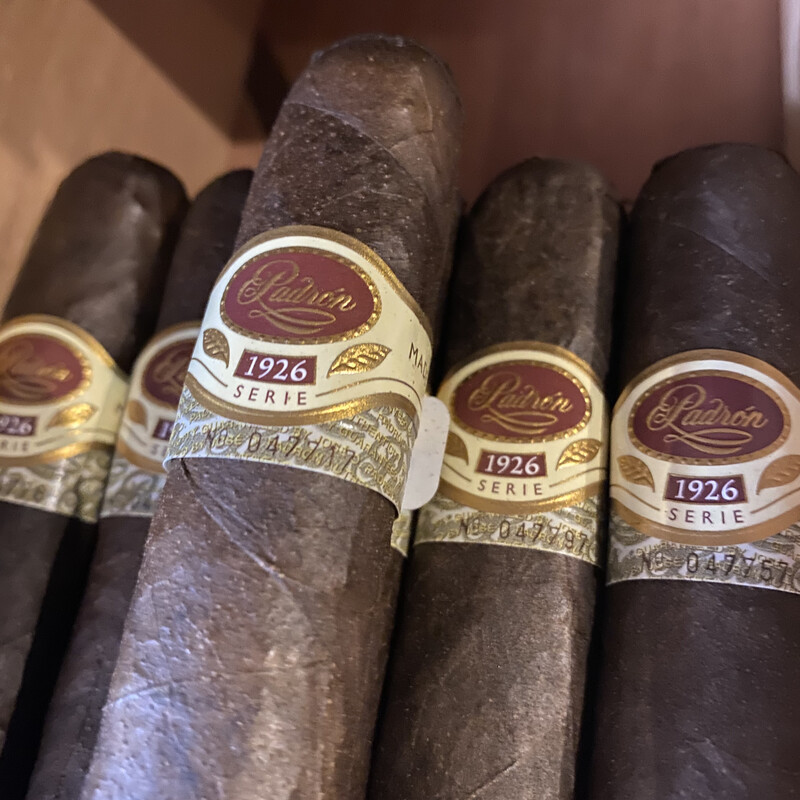 Padron 1926 Serie No. 9 Maduro, 5-1/4x56, 24&#39;s