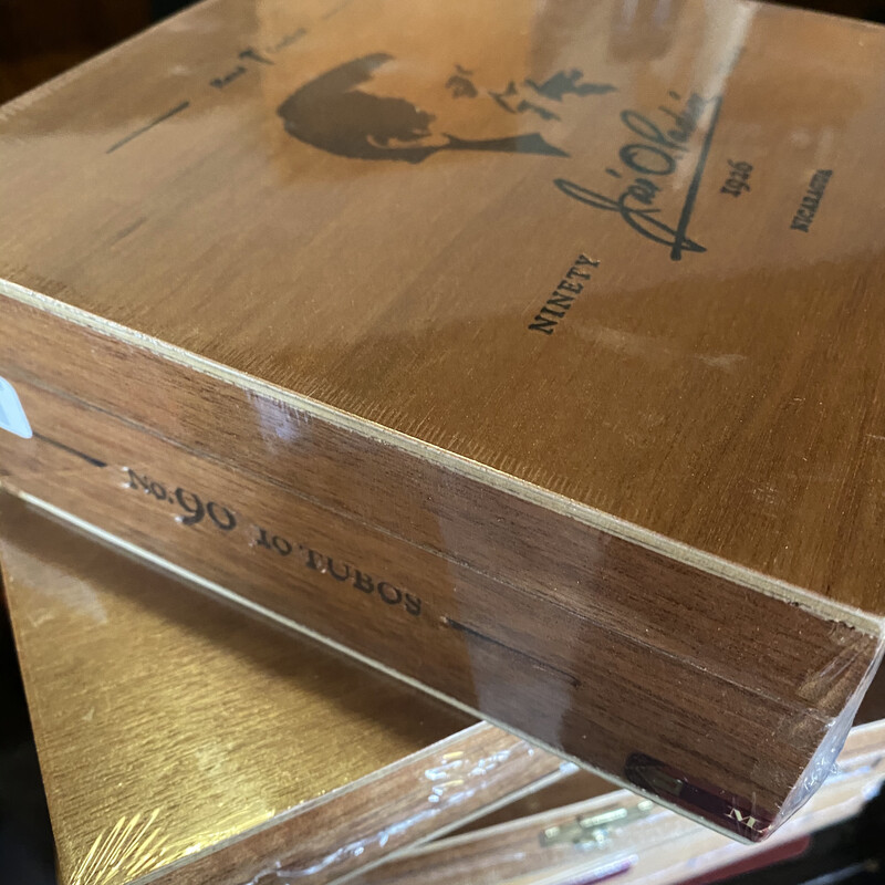 Padron No. 90 1926 Serie RED Tubo Maduro, 5-1/2x52, 10&#39;s