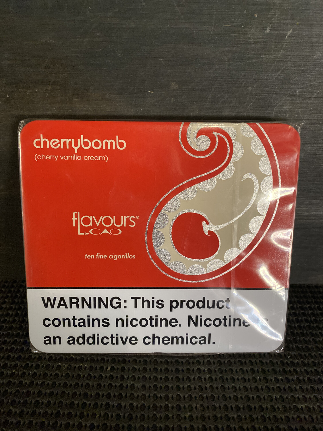 Cherrybomb Cigarillos CAO Flavours 10-Pack Tin