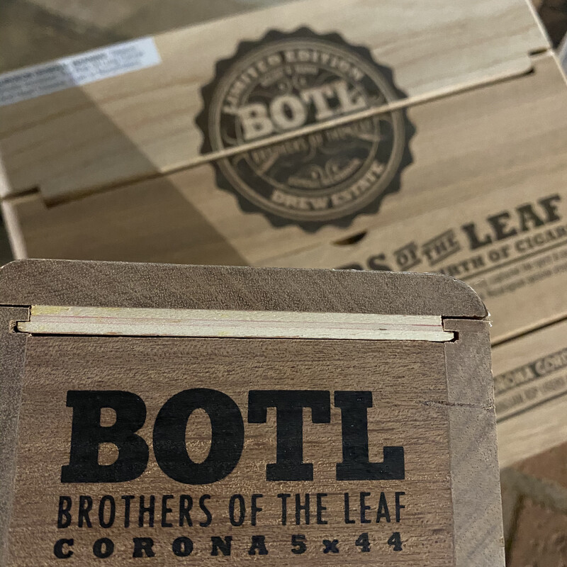 BOTL - Corona 5x44, 15’s Brothers of the Leaf Cigar