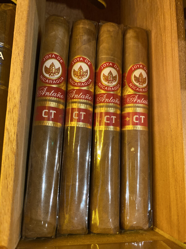 JdN Antano CT Corona Gorda 5-1/4x46 Joya De Nicaragua, 20&#39;s
