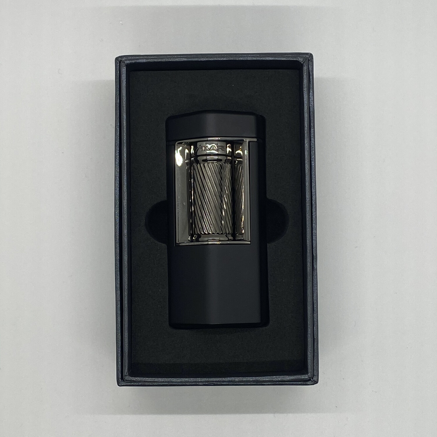 XI-600BKGM Meridian Soft Flame Lighter Matte Black & Gunmetal