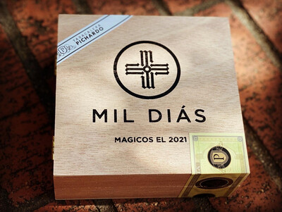 Mil Dias Magicos Limited Edition 2021 4-1/2x52, 12's