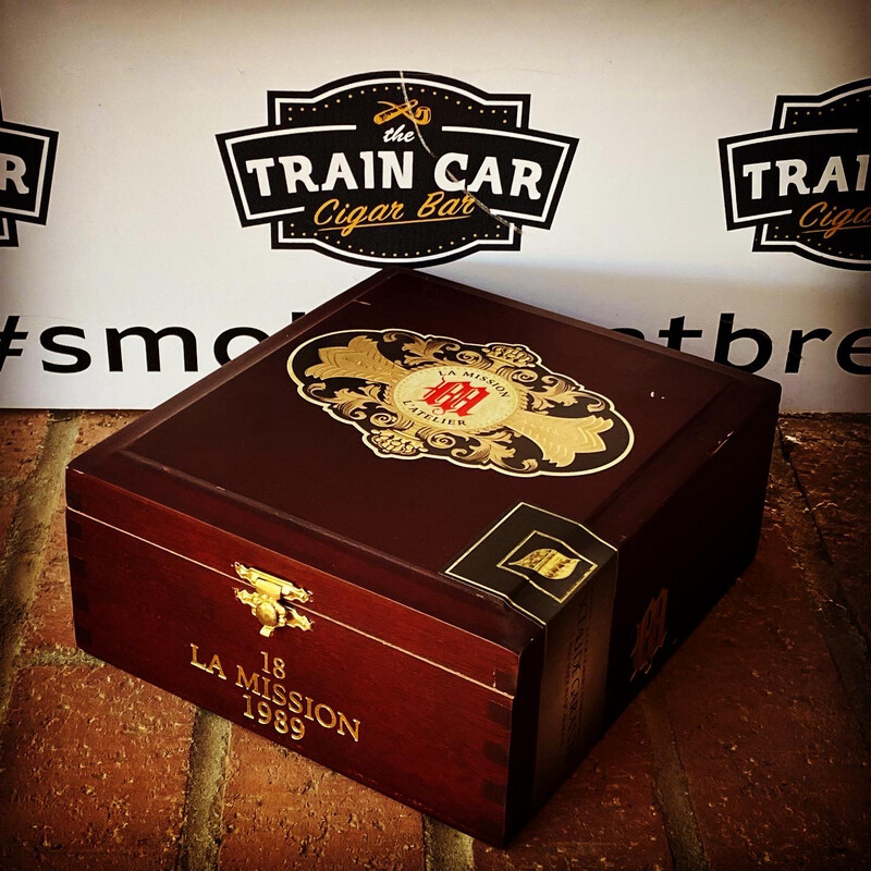 La Mission 1989 5-5/8x54 L&#39;Atelier Tatuaje, 18&#39;s