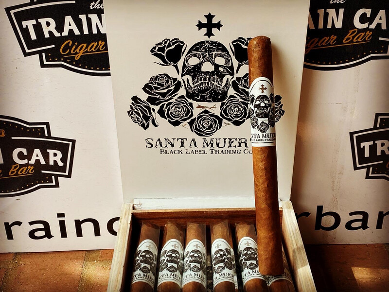 Black Label Santa Muerte Petite Lancero  6-1/2x42, 20&#39;s
