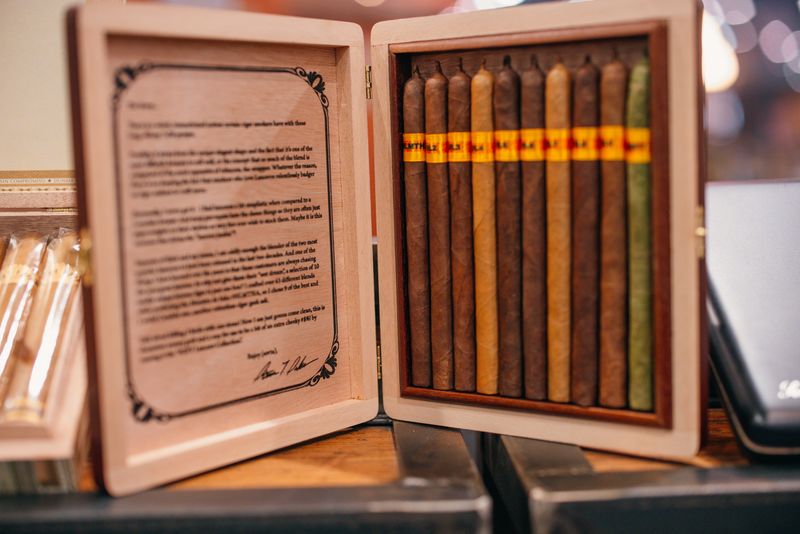 DTT Muestra de Saka #GFY Lancero 7x38 Collection (10&#39;s) GFY