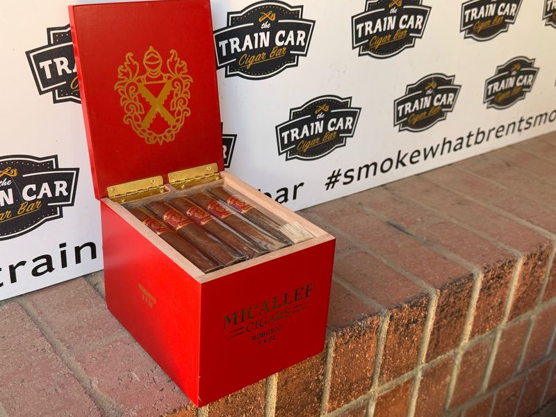 Micallef Red Robusto 5x52, 25&#39;s