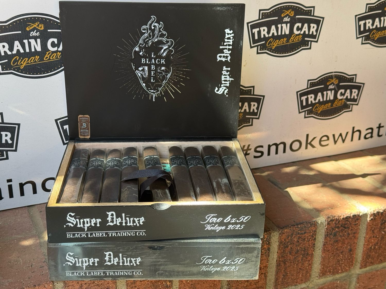 BLTC Black Label Super Deluxe 6x50 Toro, 20’s