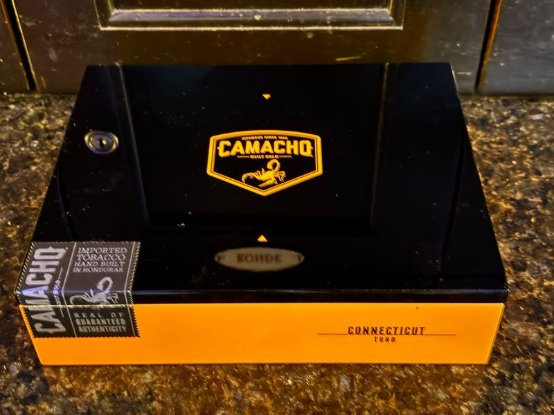 Camacho Connecticut Toro 6x50, 20&#39;s
