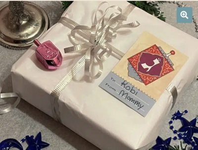 Hanukkah Gift Tag Sticker - Dreidel