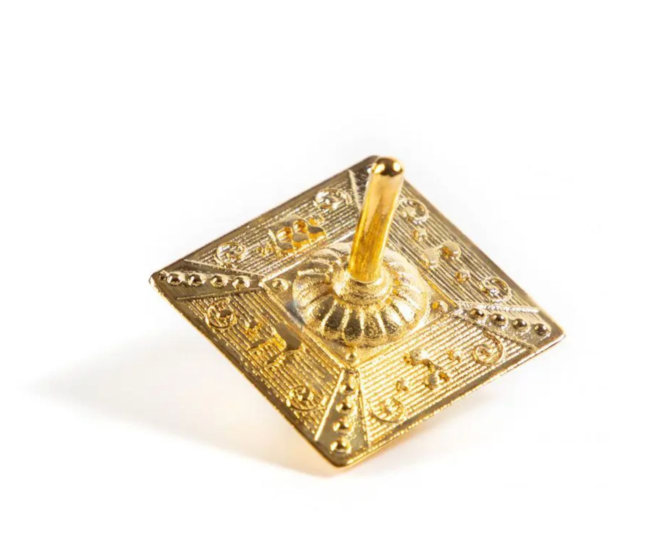 IMJ  Dreidel Betzalel Gold