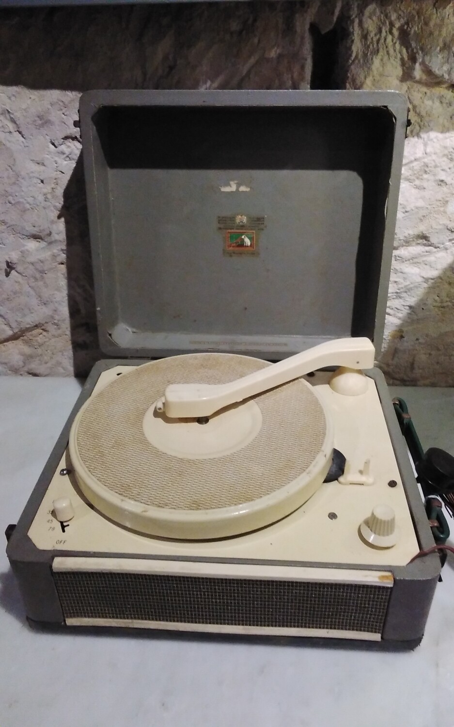 Vintage Portable LP Player w/Speaker