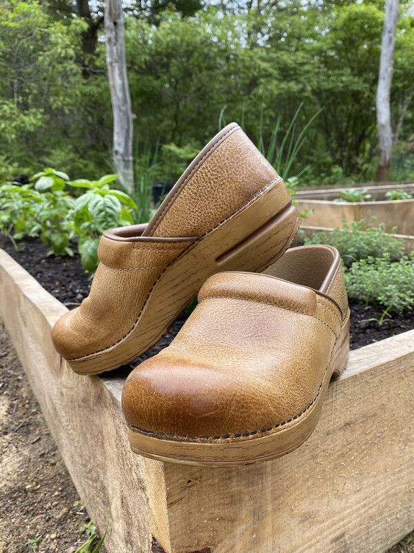 Dansko W&#39;s Professional Honey