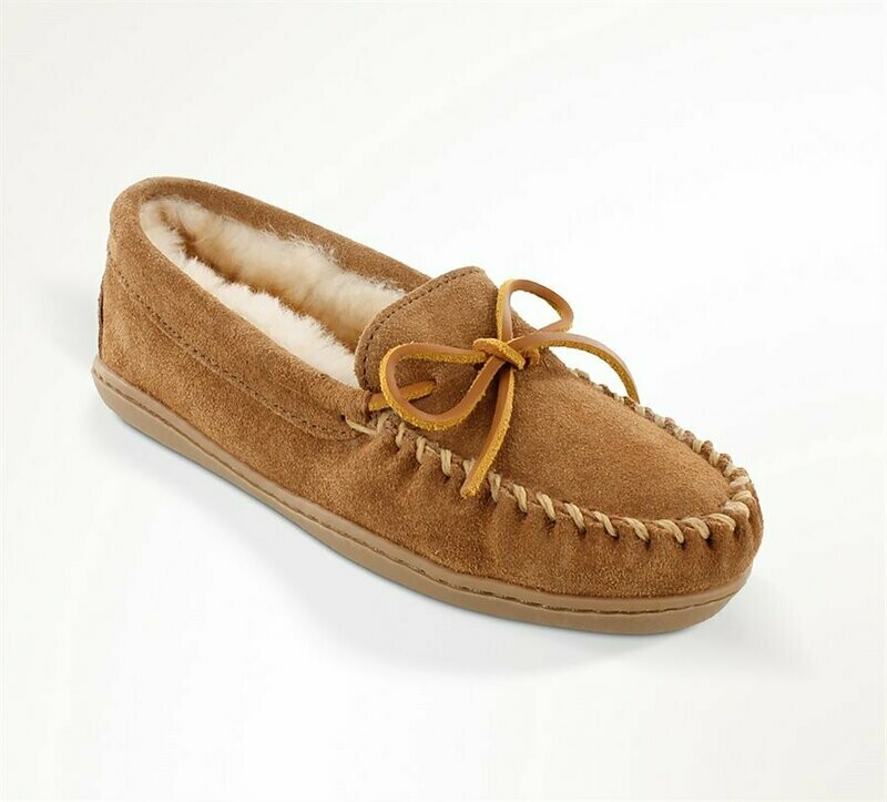 Minnetonka W's Hardsole Moc Slipper Golden Tan