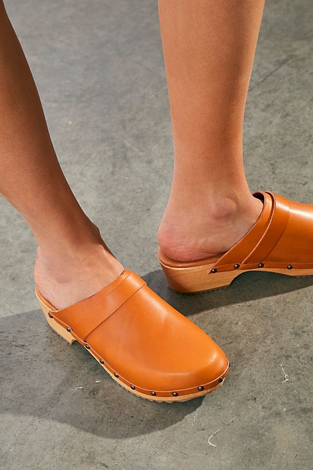Free People Callum Clog MULTIPLE COLORS AVAILABLE – Shop – greenroommv.com