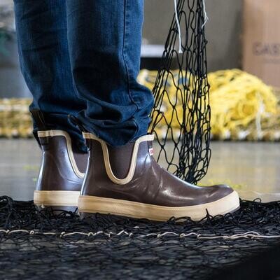 Xtratuf M&#39;s Legacy Ankle Deck Boot Brown