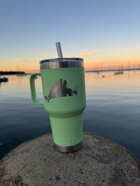 YETI Rambler Martha&#39;s Vineyard 35oz  Straw Tumbler KEY LIME