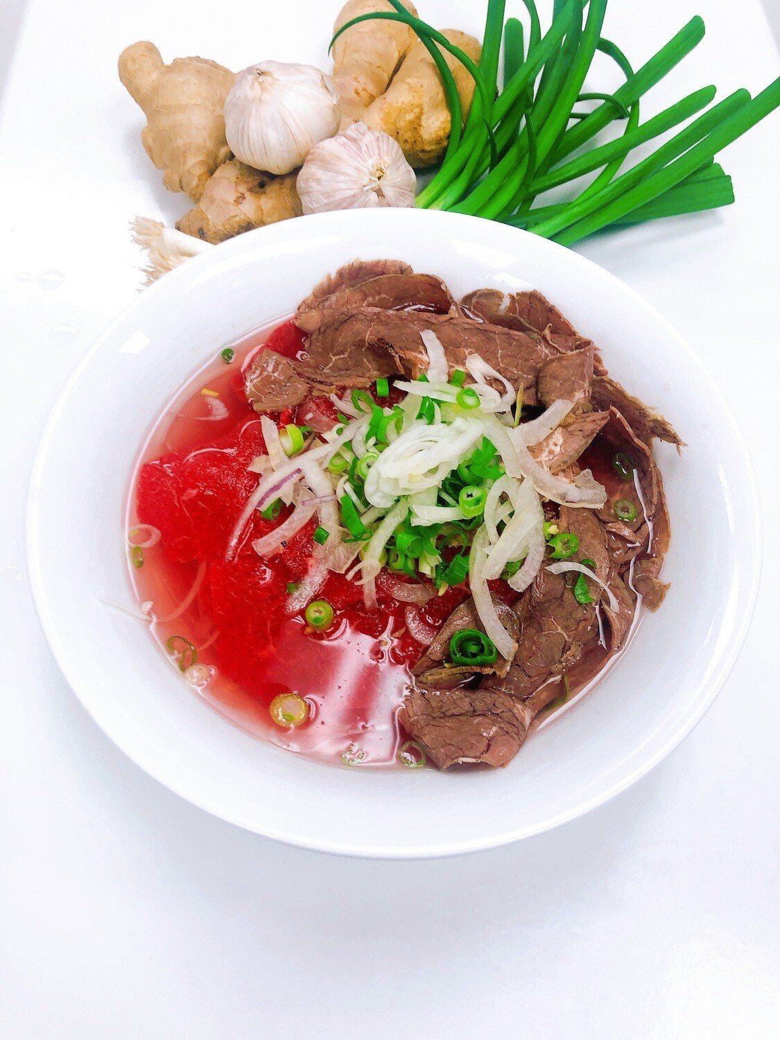 309- Rare Beef and Well-done Rice Noodle Soup