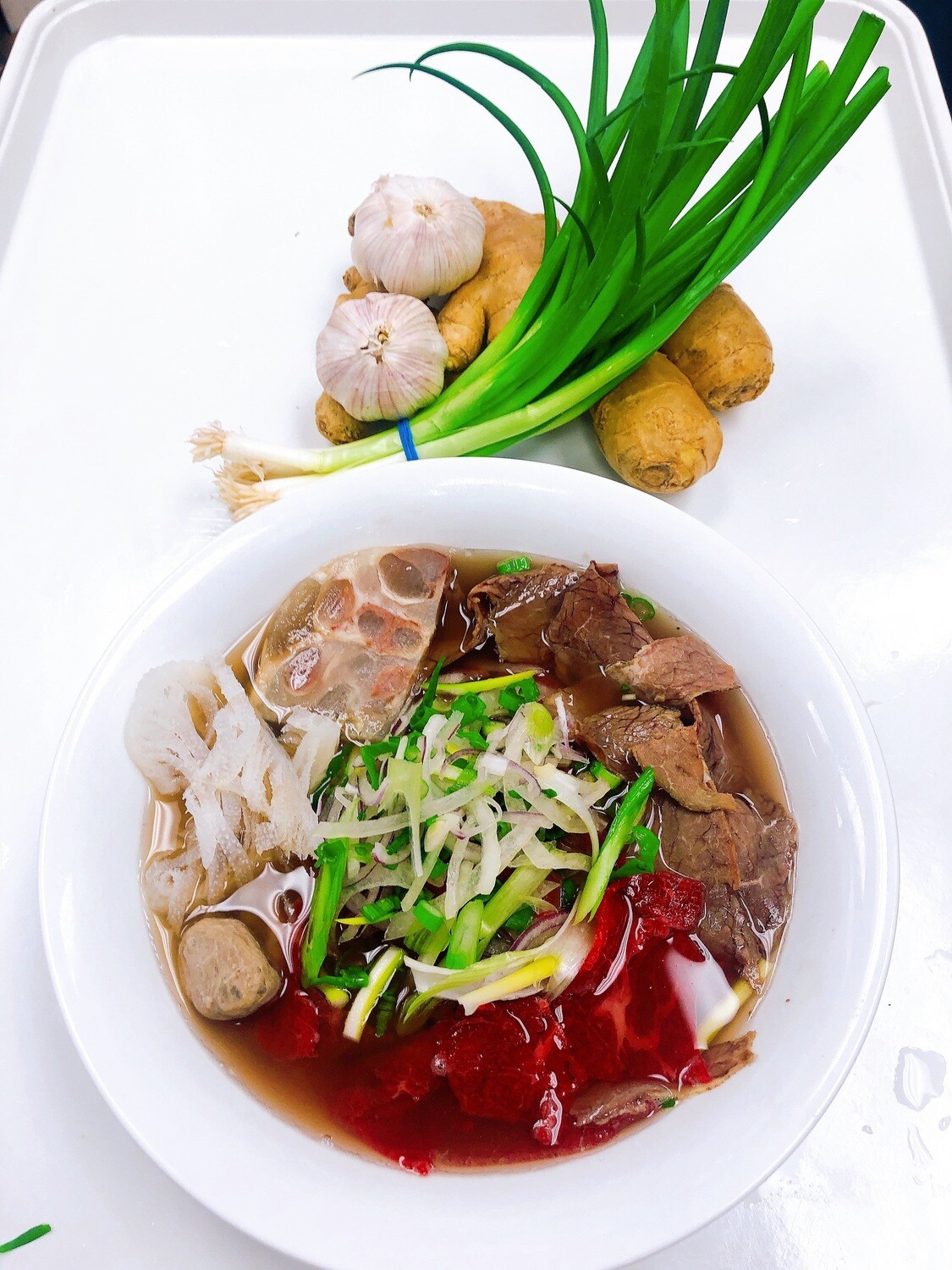 305- Xpress Special Beef Rice Noodle Soup