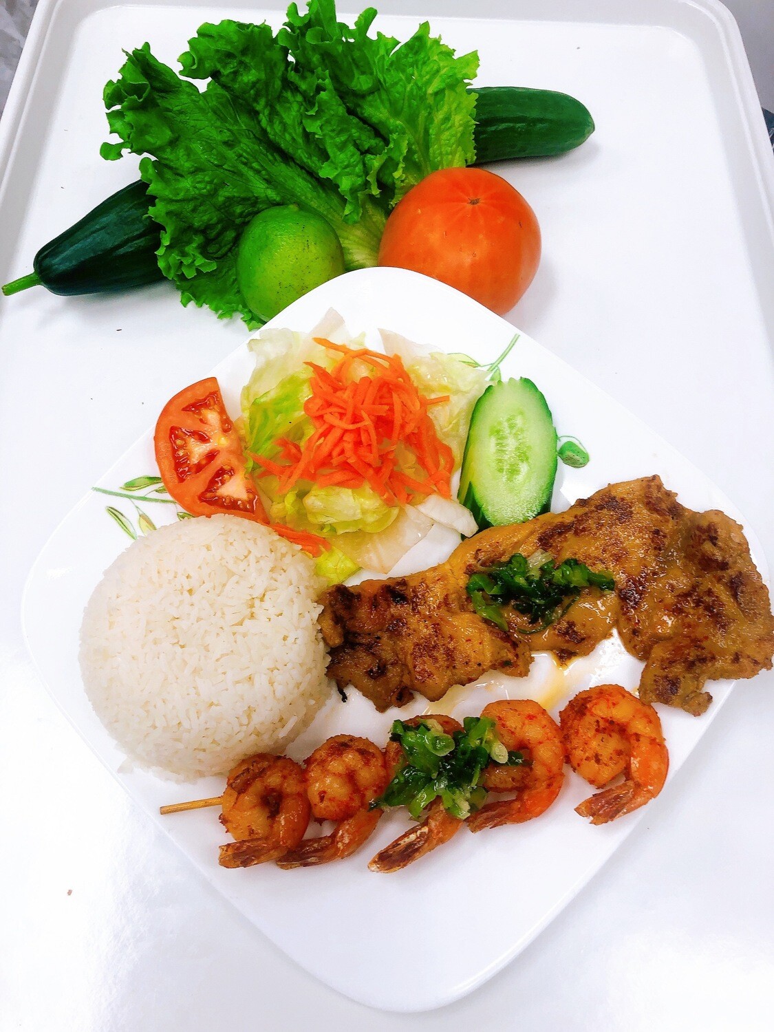509- Grilled Tiger Shrimp (5 pcs) with Satay Sauce on Steamed Rice (Plus One Item)