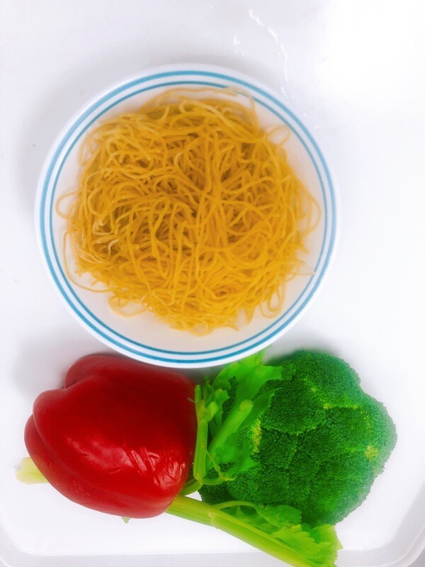 902- Egg Noodle (Small Bowl)