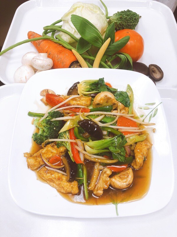 604- Stir Fried Vegetables, Mushrooms, and Tofu