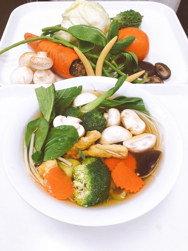 612- Vegetarian Rice Noodle, Tofu, and Mushroom Soup