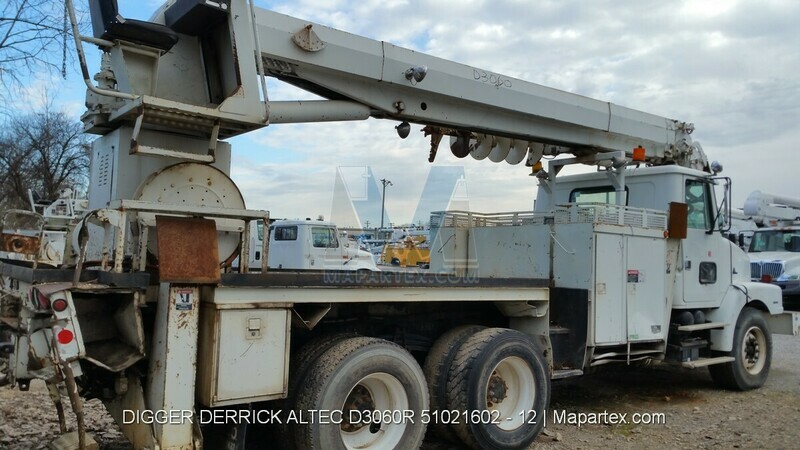 DIGGER DERRICK ALTEC D3060R