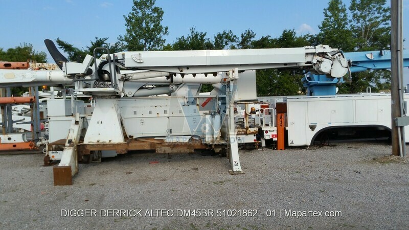 DIGGER DERRICK ALTEC DM45BR