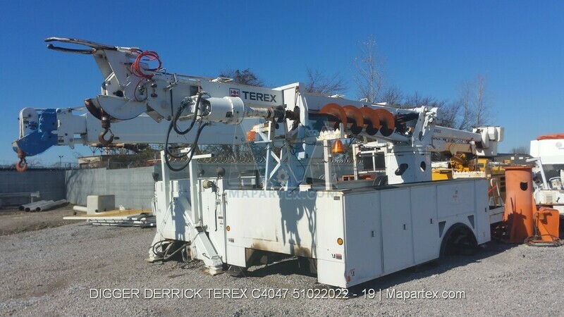 DIGGER DERRICK TEREX C4047