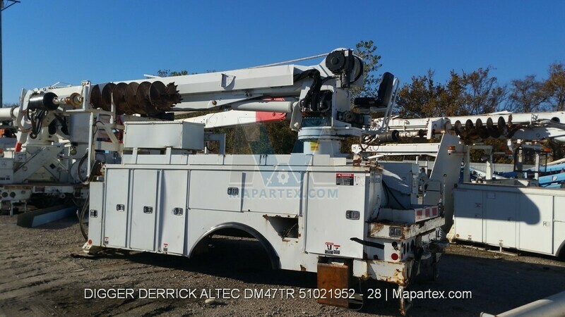 DIGGER DERRICK ALTEC DM47TR