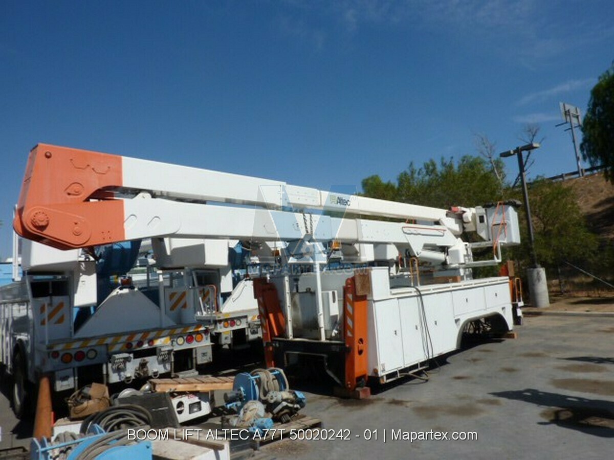 BOOM LIFT ALTEC A77T
