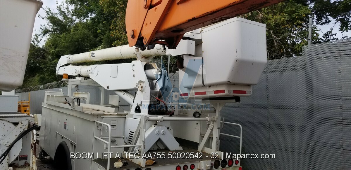 BOOM LIFT ALTEC AA755