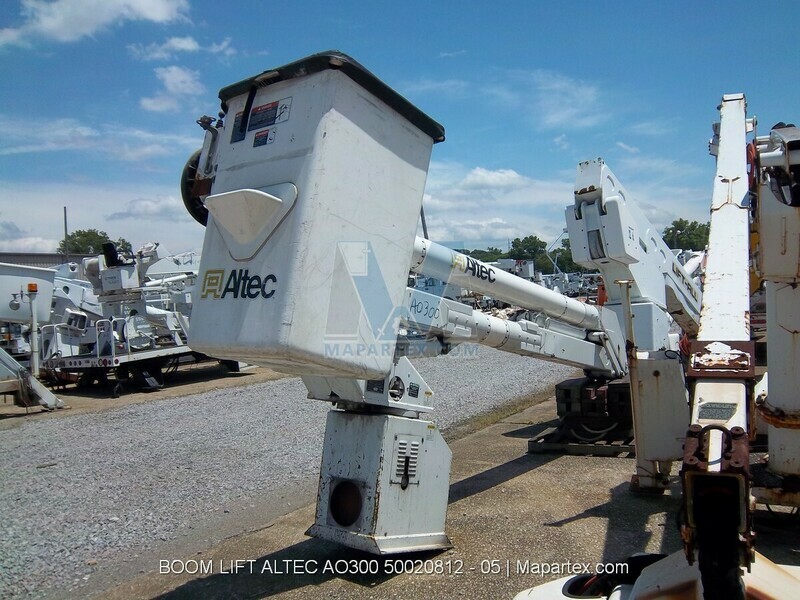 BOOM LIFT ALTEC AO300