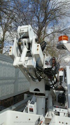 BOOM LIFT ALTEC AT200A