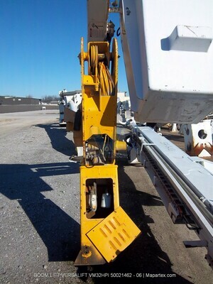 BOOM LIFT VERSALIFT VM32HPI