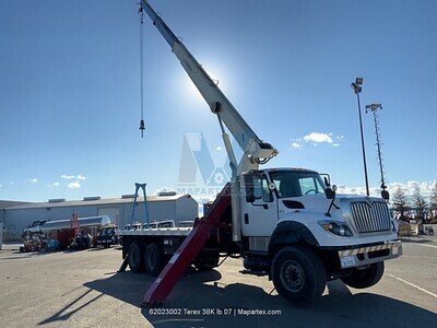 CRANE BOOM TRUCK INTERNATIONAL TEREX 38000 LB