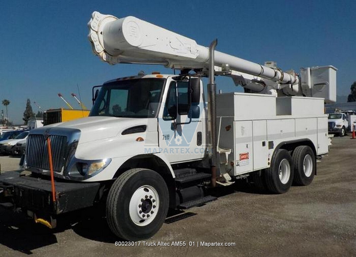 BOOM LIFT TRUCK INTERNATIONAL ALTEC 60 FT