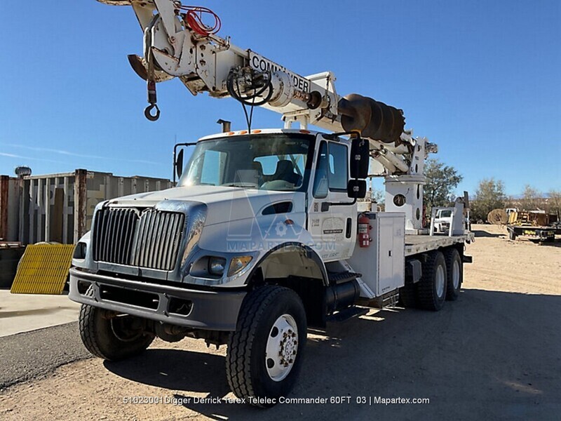 DIGGER DERRICK TEREX TELELEC COMMANDER 60FT